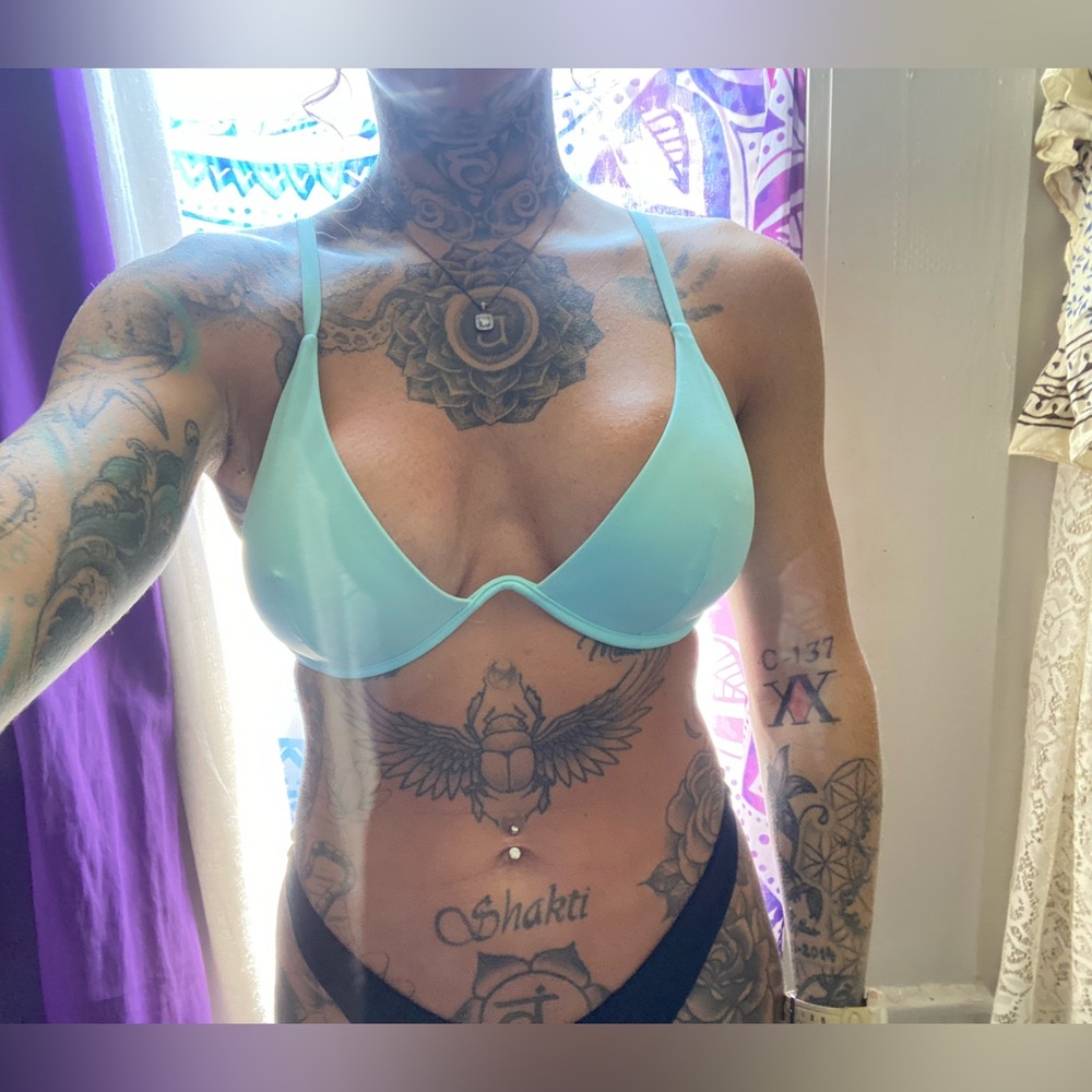 Baby blue underwire swim top only